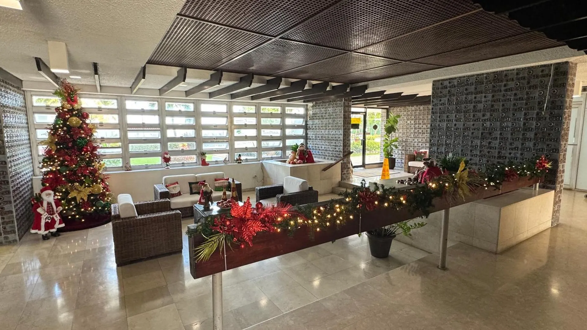 Apartment Ocean Front Condo In Isla Verde! San Juan