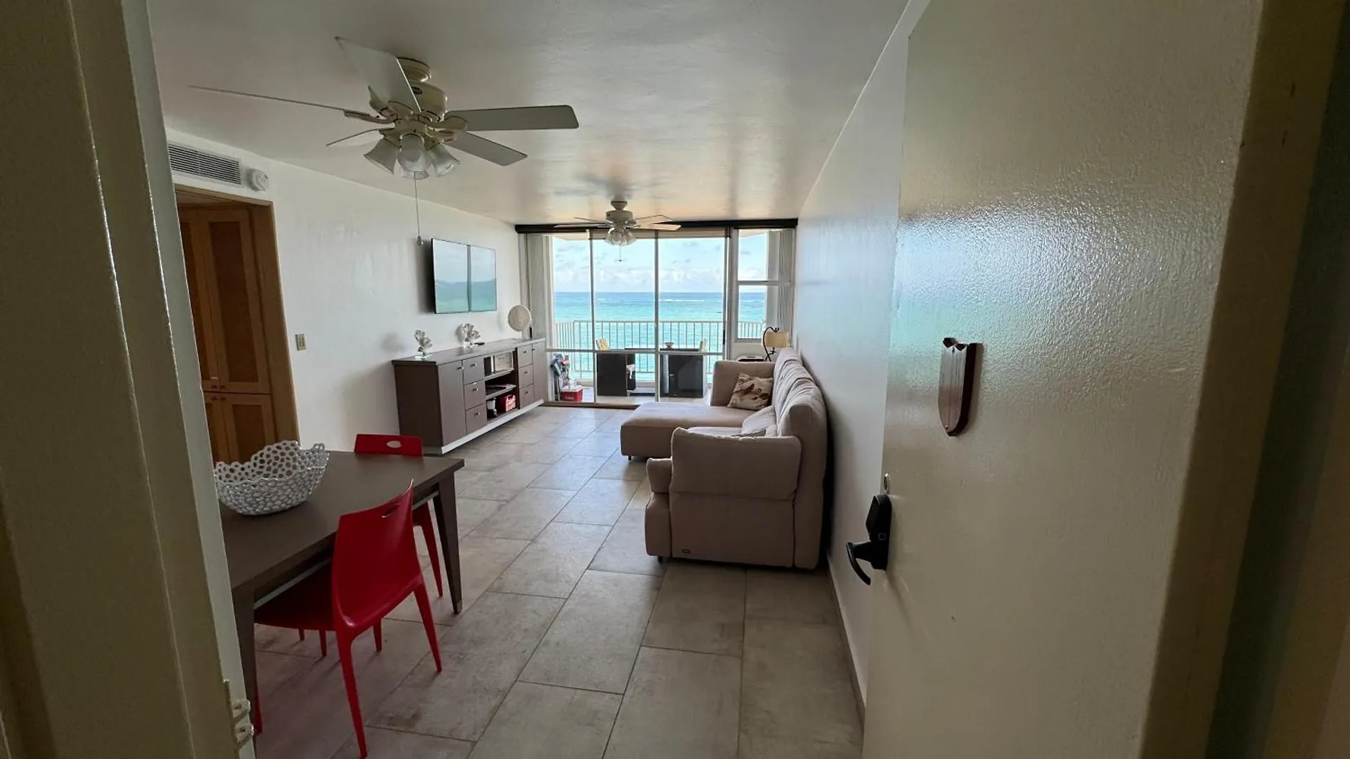 Apartment Ocean Front Condo In Isla Verde! San Juan